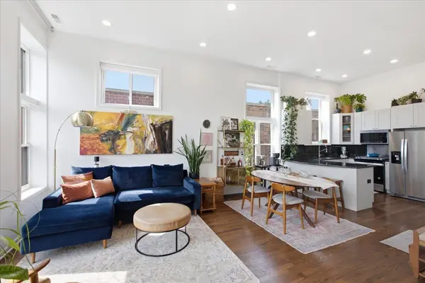 2448 N Southport AVE #3, Chicago, IL 60614