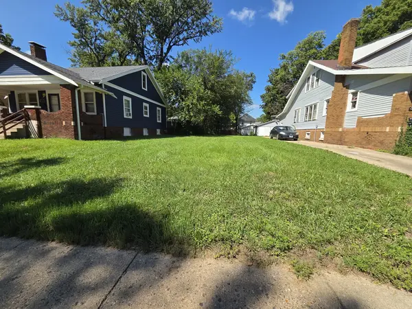 1211 N Frink ST, Peoria, IL 61606