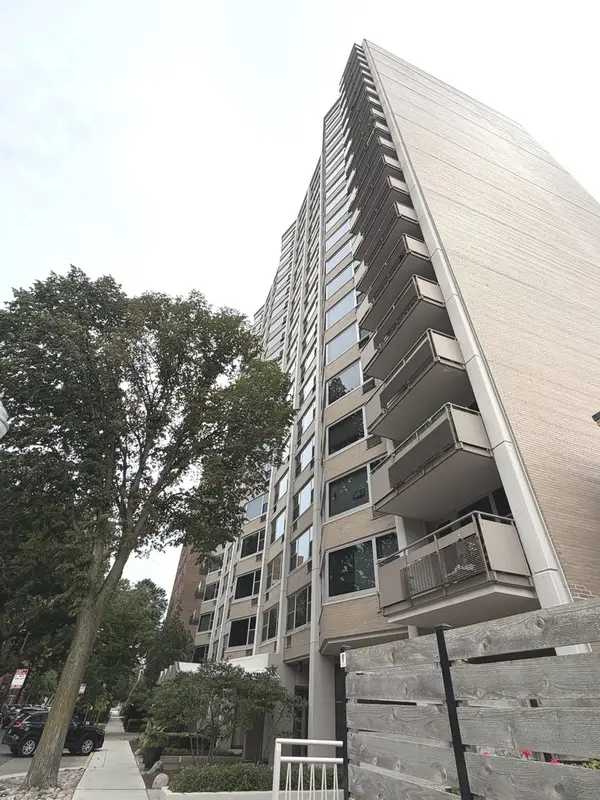 555 W Cornelia AVE #503, Chicago, IL 60657