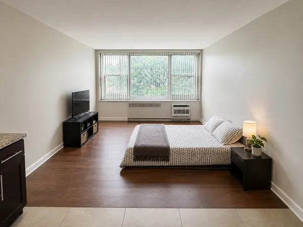 555 W Cornelia AVE #503, Chicago, IL 60657
