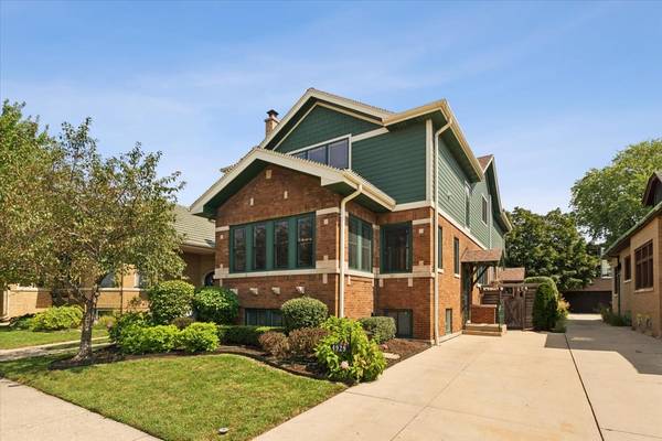4929 N Fairfield AVE, Chicago, IL 60625