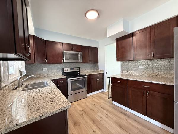 213 FREDERICK PL, Wood Dale, IL 60191