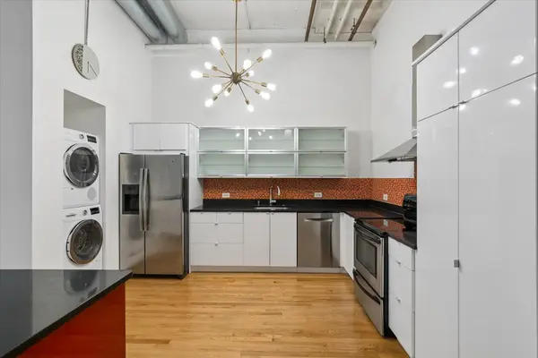 1800 W Roscoe ST #521, Chicago, IL 60657