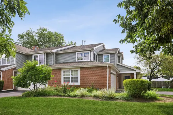 1721 W Orchard PL, Arlington Heights, IL 60005