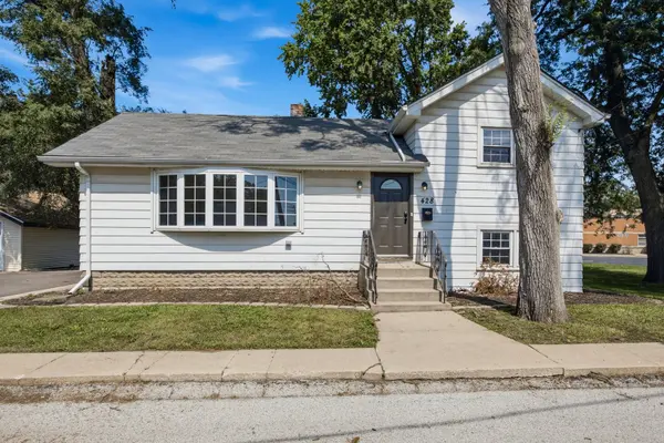 428 E 156th PL, South Holland, IL 60473