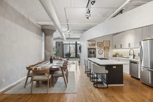 728 W Jackson BLVD #302, Chicago, IL 60661