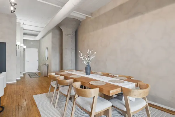 728 W Jackson BLVD #302, Chicago, IL 60661