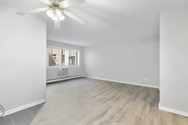 6001 N Kenmore AVE #206, Chicago, IL 60660