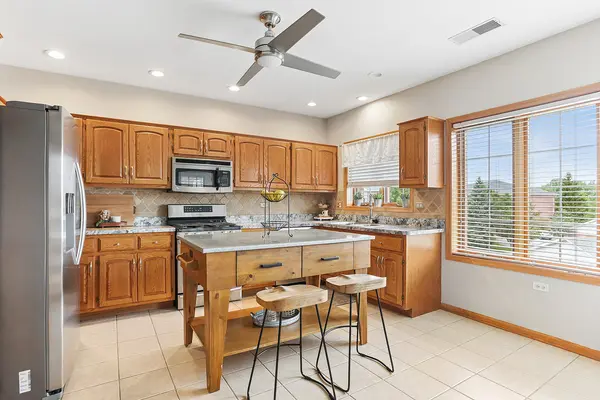 11535 Settlers Pond WAY #3B, Orland Park, IL 60467