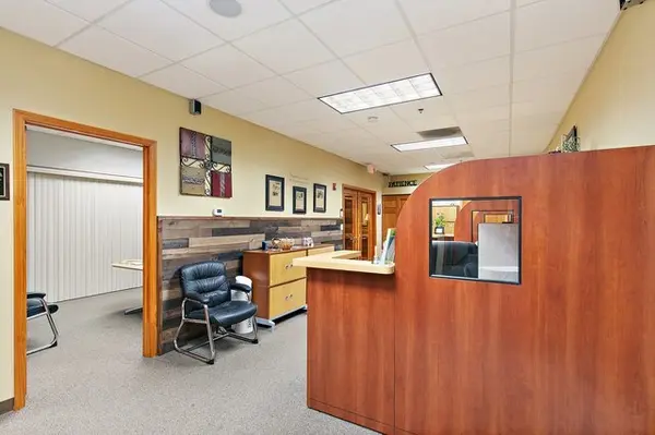 45 - 65 Woodbury ST, South Elgin, IL 60177