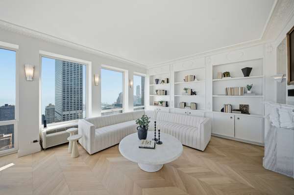 111 E Chestnut ST #PH-AB, Chicago, IL 60611