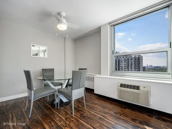 1255 N SANDBURG TER #1411, Chicago, IL 60610