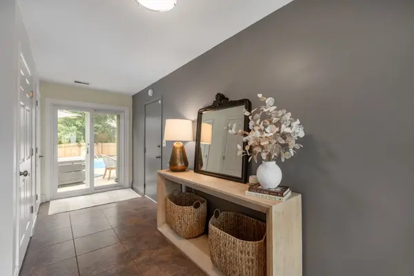 805 Indigo CT, Lake Zurich, IL 60047
