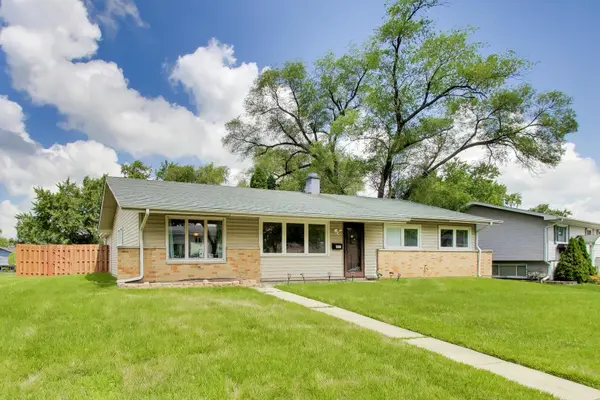 1300 Jefferson RD, Hoffman Estates, IL 60169