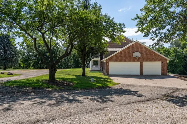 16496 E 1700 ST, Geneseo, IL 61254