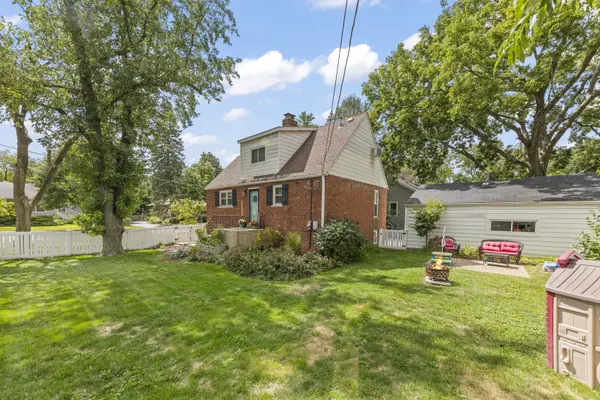 1804 Pine RD, Homewood, IL 60430