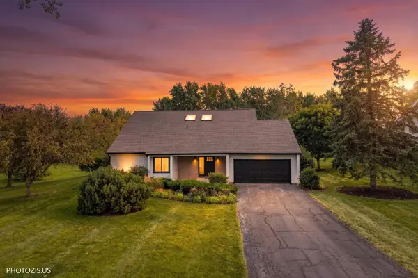 13 Chipping Campden DR, South Barrington, IL 60010