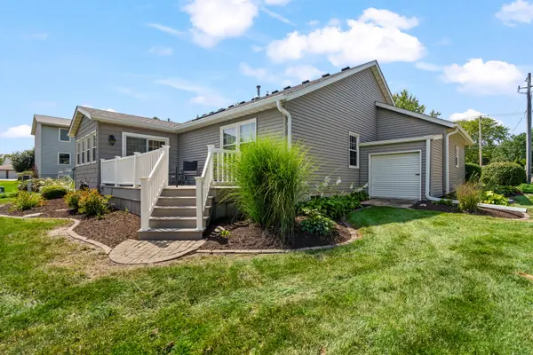 6119 Utica Ridge RD, Davenport, IA 52807