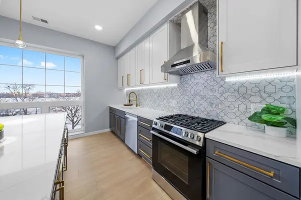 5830 N Lincoln AVE #2S, Chicago, IL 60659