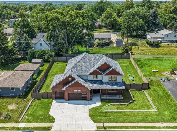 6090 Belmont RD, Downers Grove, IL 60516