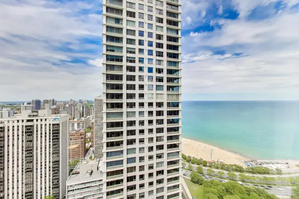 950 N Michigan AVE #3103, Chicago, IL 60611