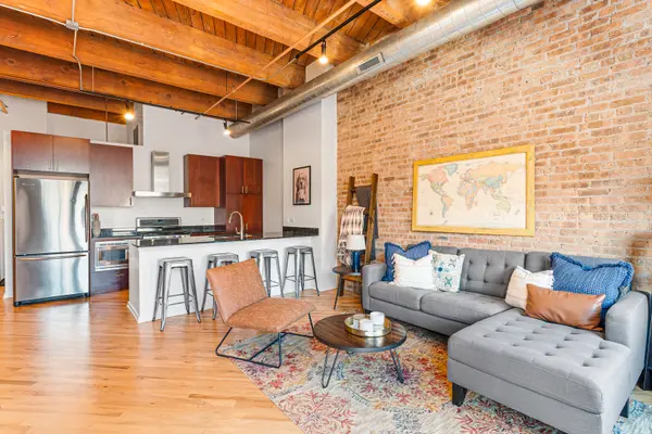1040 W Adams ST #358, Chicago, IL 60607