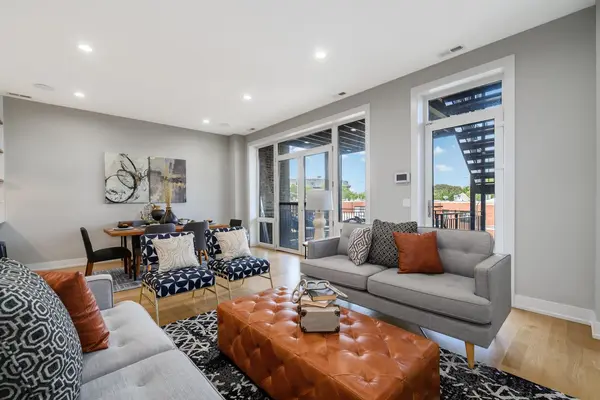 3056 N Lincoln AVE #3, Chicago, IL 60657