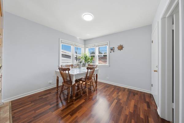 3707 W 70th PL, Chicago, IL 60629