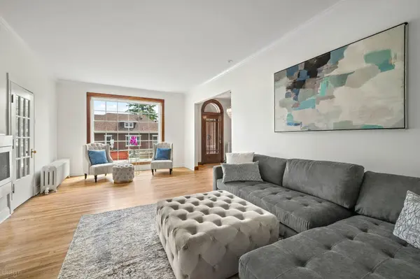 5100 N Long AVE, Chicago, IL 60630