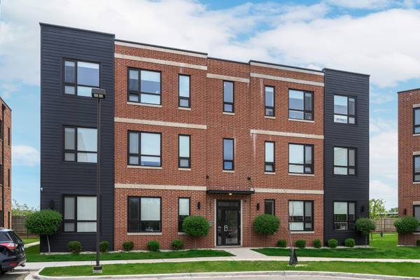 6535 W DICKENS AVE #2W, Chicago, IL 60707