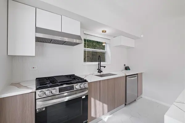 6449 S Kenwood AVE #2, Chicago, IL 60637