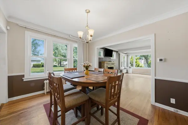 1712 Linden RD, Homewood, IL 60430