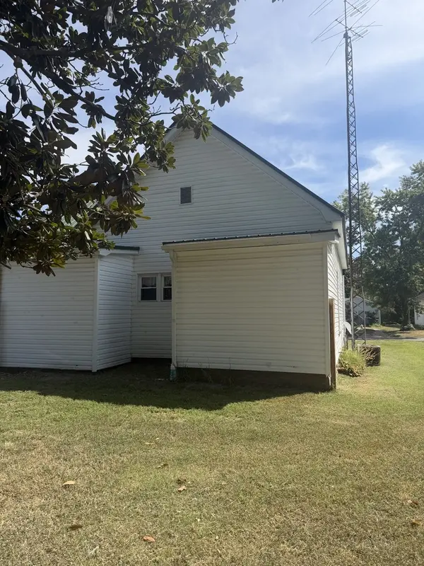 405 S State ST, Christopher, IL 62822