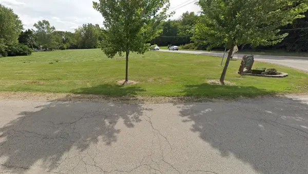 0000 Route 31 ST, Carpentersville, IL 60110