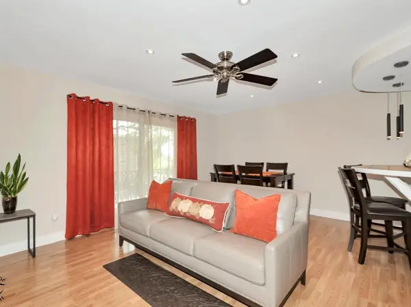 9649 S Harlem AVE #2C, Chicago Ridge, IL 60415