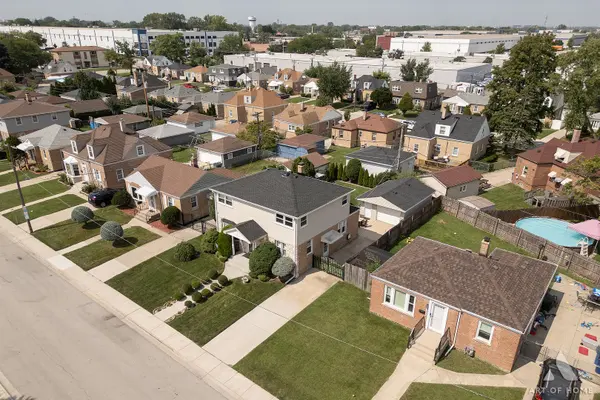 9510 Davis ST, Franklin Park, IL 60131