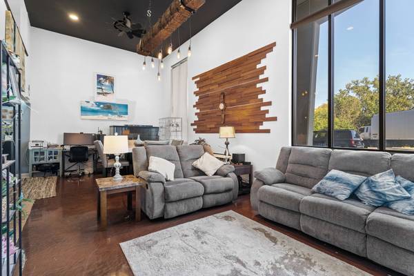 40 N TOWER RD #1E, Oak Brook, IL 60523