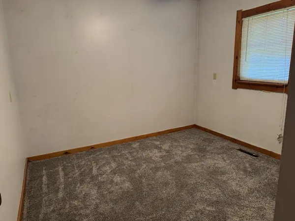 77 Hines RD, Murphysboro, IL 62966