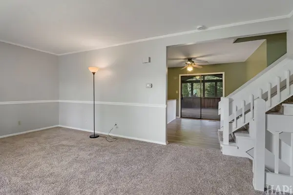 5014 W Greenbrier DR, Mchenry, IL 60050