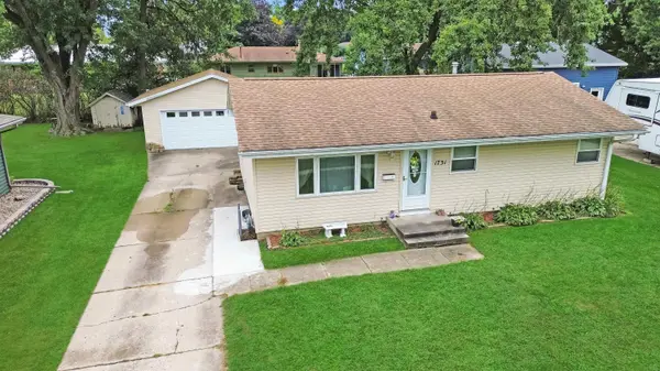 1731 3Rd AVE, Waverly, IA 50677