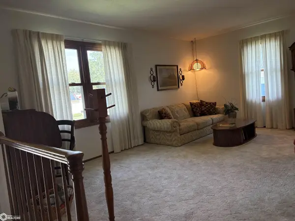 606 Sunset AVE, Red Oak, IA 51566