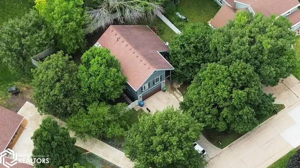 1225 Rush Ridge RD, Jefferson, IA 50129
