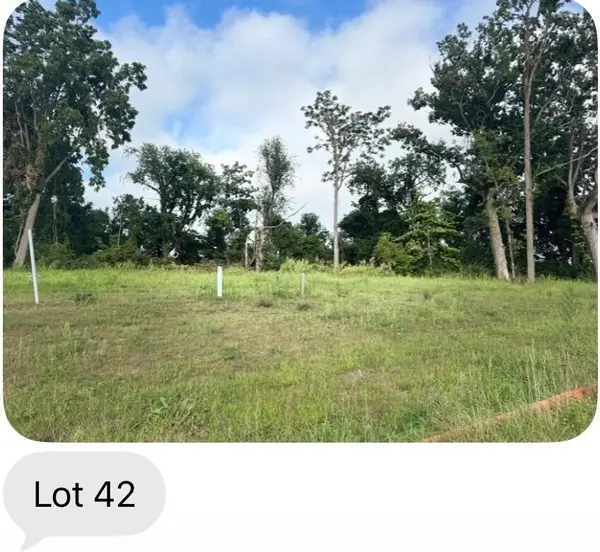1661 N 100, La Porte, IN 46350