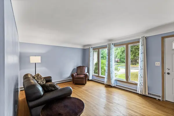 1390 Onondaga ST NE, Fridley, MN 55432