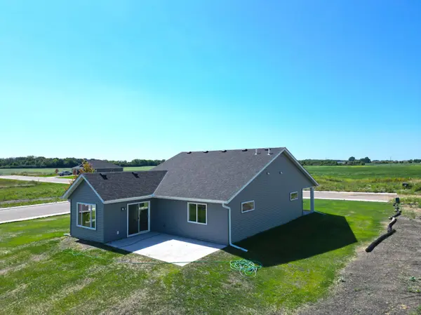 459 Ramey RD S, Maple Lake, MN 55358