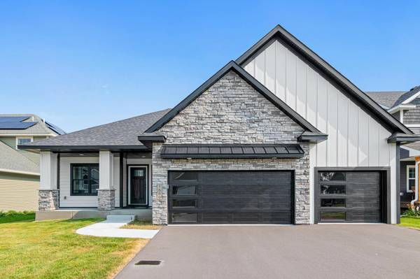 1589 Spruce ST, Farmington, MN 55024