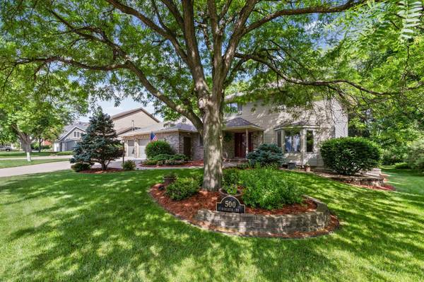 500 Bohlken DR, Hastings, MN 55033