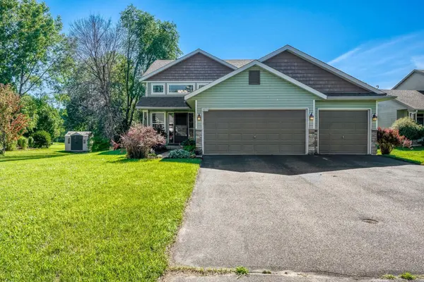 5833 212th ST N, Forest Lake, MN 55025