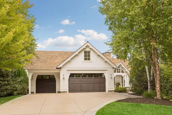 1625 Locust Hills TRL, Wayzata, MN 55391