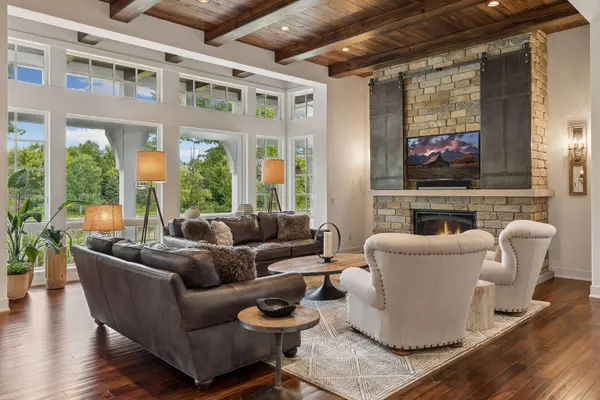 1625 Locust Hills TRL, Wayzata, MN 55391